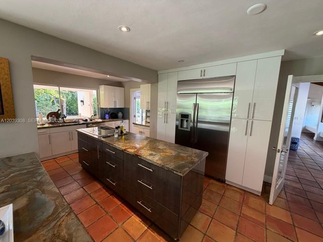11521 SW 98th Court, Miami, FL 33176