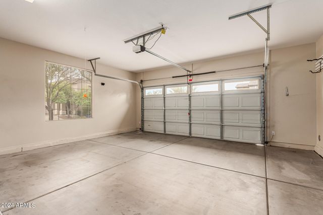 2626 W Florentine Road, Phoenix, AZ 85086