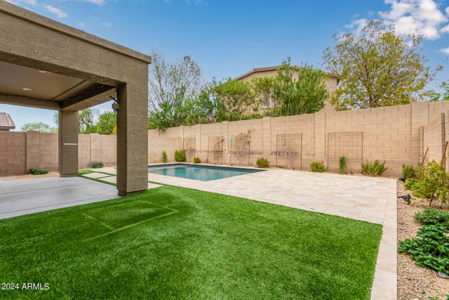2626 W Florentine Road, Phoenix, AZ 85086