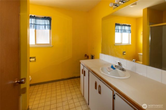 709 Sunrise Drive, Omak, WA 98841