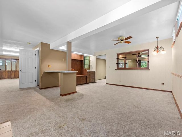 239 Chianti Court, Florissant, MO 63031