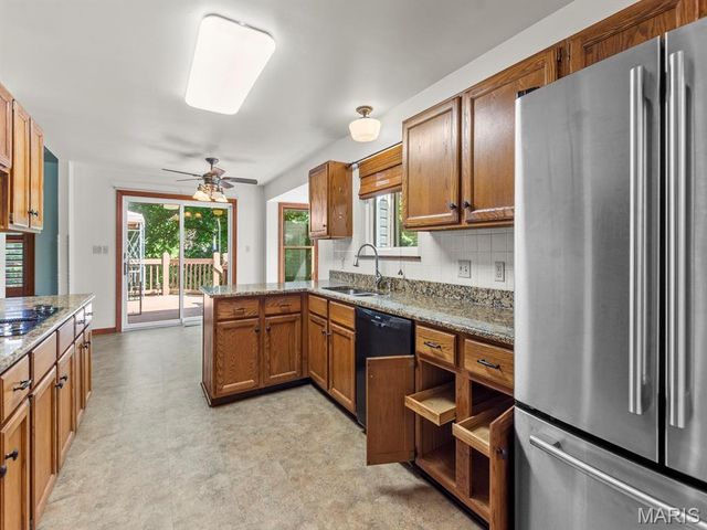 239 Chianti Court, Florissant, MO 63031