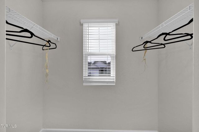 699 Saint Andrews Drive, Kingsport, TN 37664