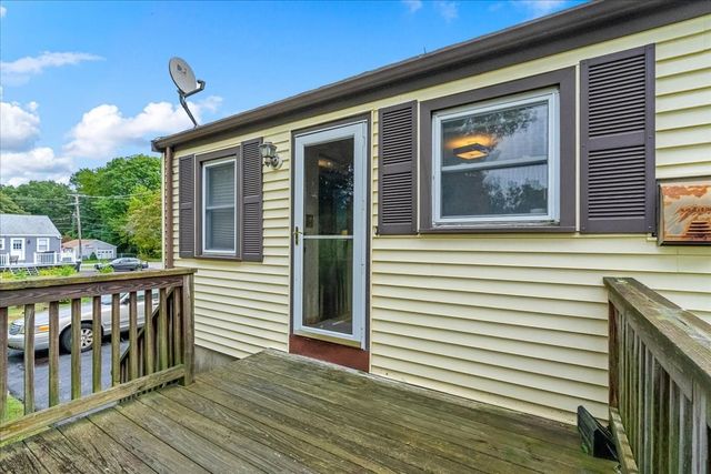 15 Packard St, Avon, MA 02322