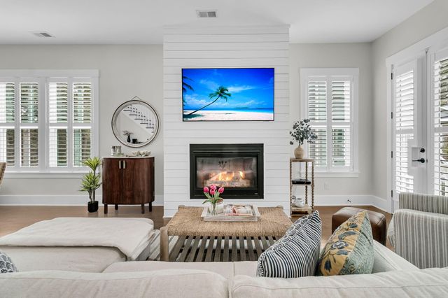 1442 Eutaw Battalion Drive, Charleston, SC 29412