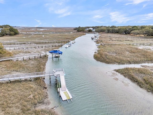 1442 Eutaw Battalion Drive, Charleston, SC 29412