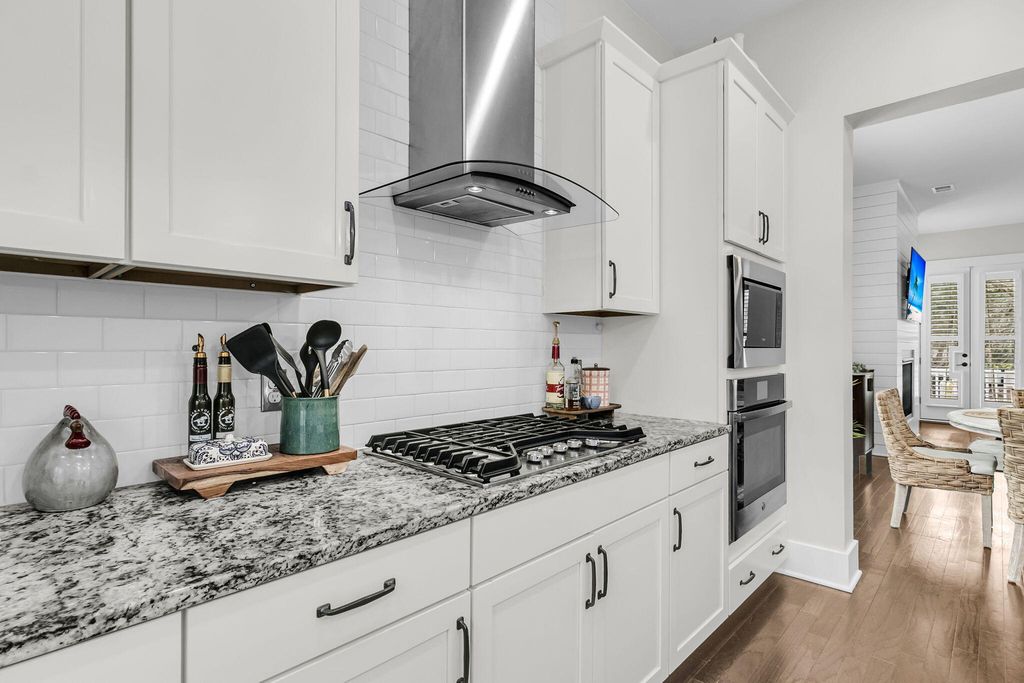 Image 18 of property listing at 1442 Eutaw Battalion Drive, Charleston, SC 29412