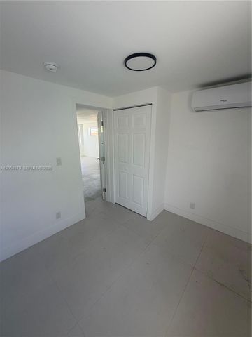 43 Williams Rd 3, West Park, FL 33023