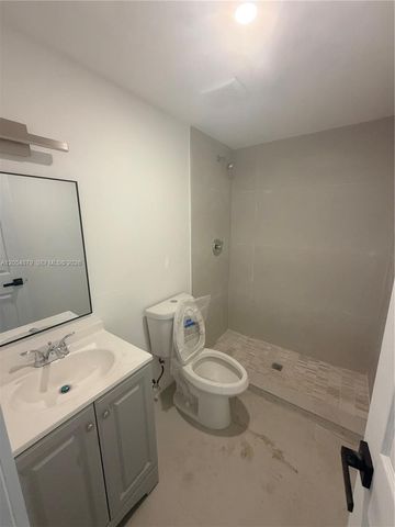 43 Williams Rd 3, West Park, FL 33023
