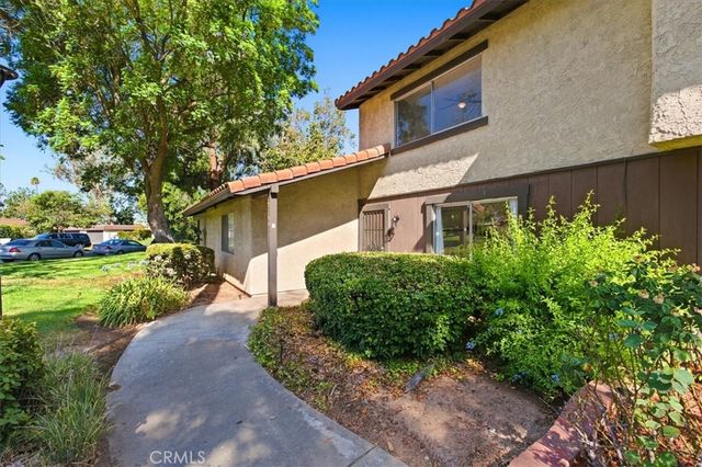 2749 Tropicana Dr, Riverside, CA 92504