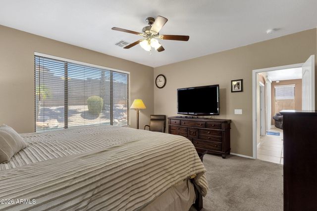 1812 W GLENHAVEN Drive, Phoenix, AZ 85045