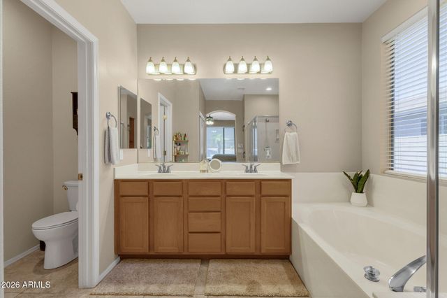 1812 W GLENHAVEN Drive, Phoenix, AZ 85045