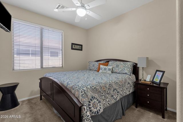 1812 W GLENHAVEN Drive, Phoenix, AZ 85045