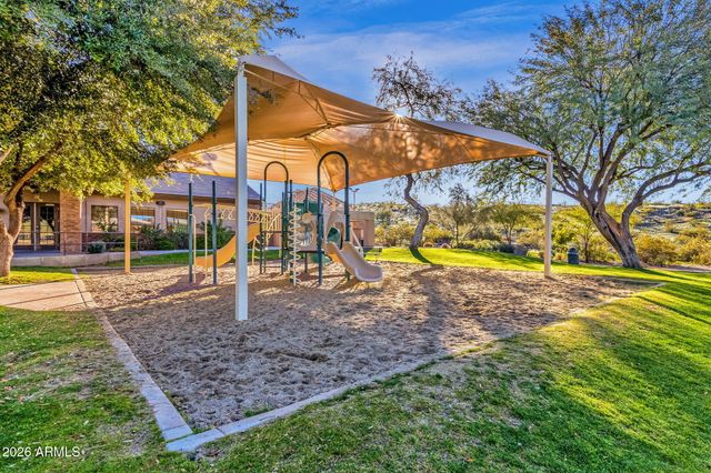 1812 W GLENHAVEN Drive, Phoenix, AZ 85045
