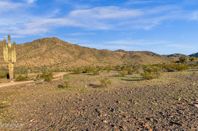 1812 W GLENHAVEN Drive, Phoenix, AZ 85045