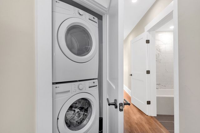 105 School Street 2, Boston, MA 02119