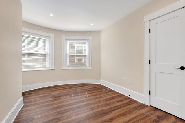 105 School Street 2, Boston, MA 02119