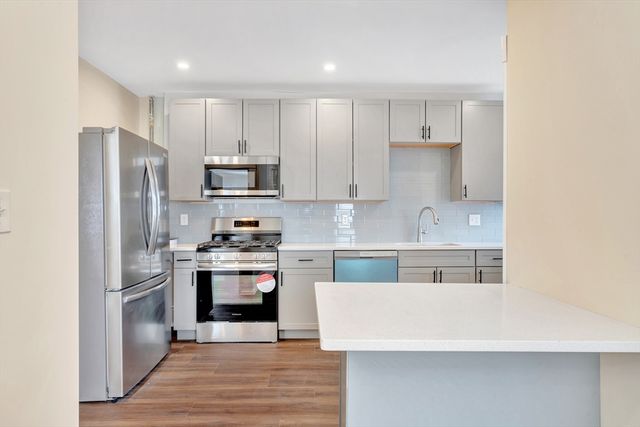 105 School Street 2, Boston, MA 02119