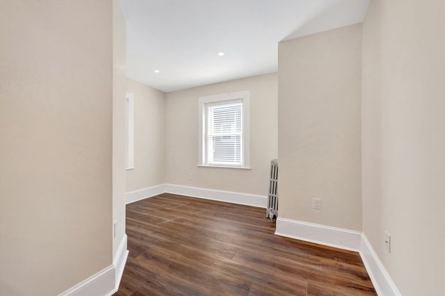 105 School Street 2, Boston, MA 02119