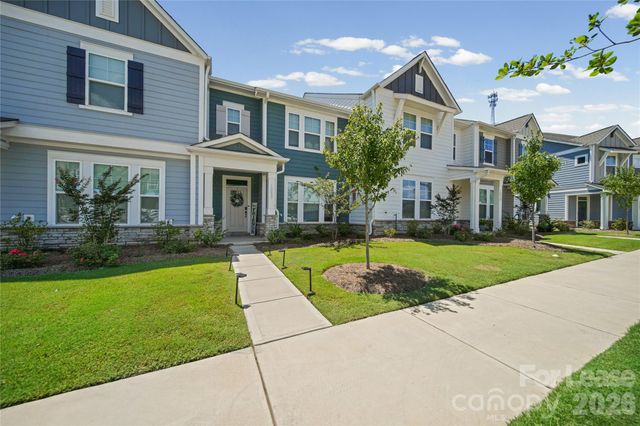10037 Mamillion Drive, Huntersville, NC 28078