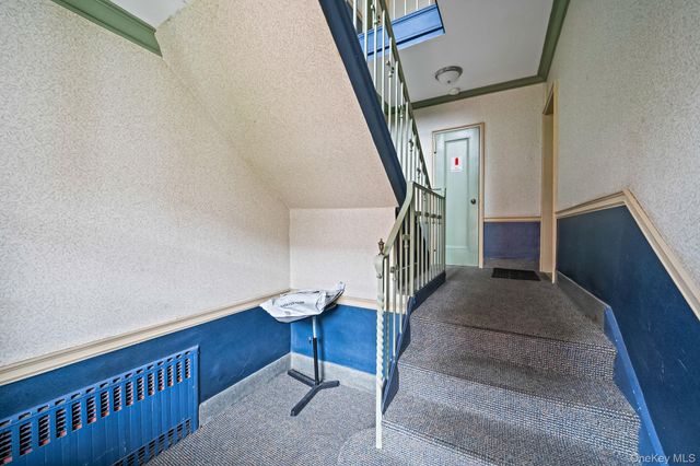 51 Lincoln Avenue D22, Rockville Centre, NY 11570