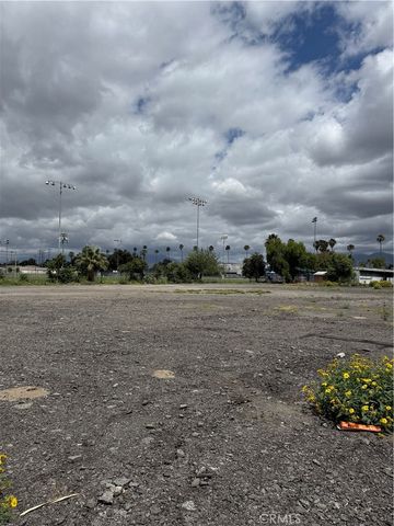 1616 4th Avenue, San Bernardino, CA 92411