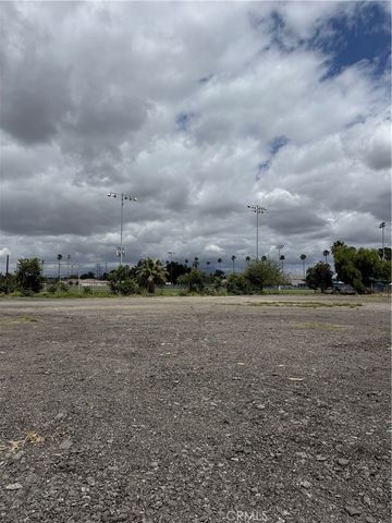 1616 4th Avenue, San Bernardino, CA 92411