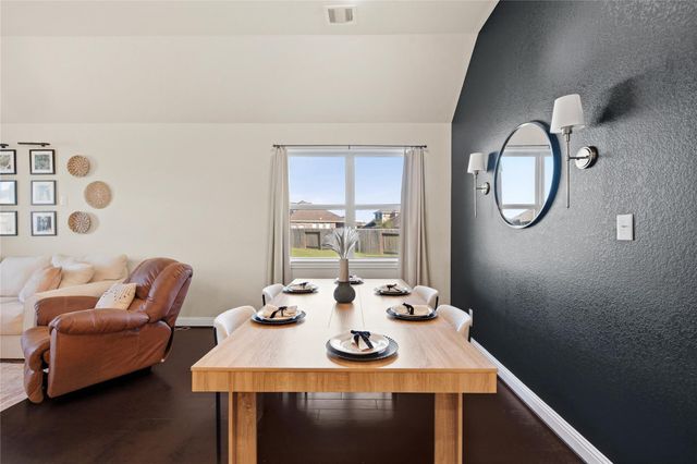 9206 Kay Kay Court, Mont Belvieu, TX 77523