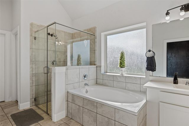 9206 Kay Kay Court, Mont Belvieu, TX 77523