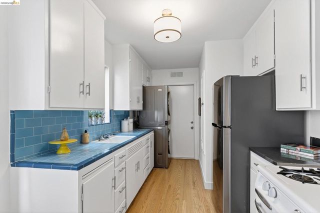 1825 Highland Pl 1825, Berkeley, CA 94709