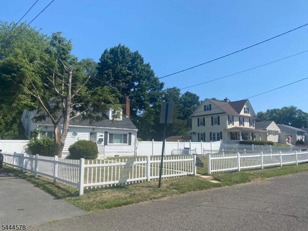 1385 Belleview Ave, Plainfield City, NJ 07060 — photo 3