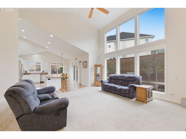 2697 ISLANDER Ave, Salem, OR 97304
