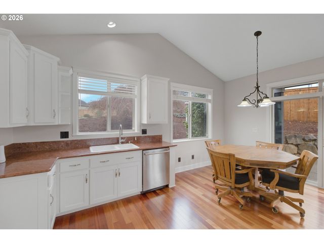 2697 ISLANDER Ave, Salem, OR 97304