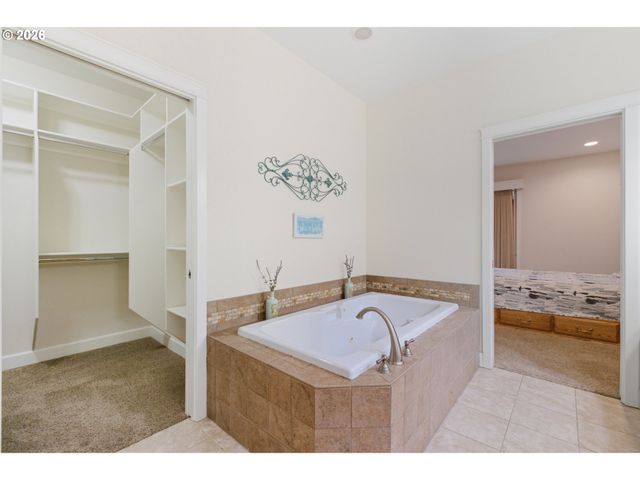 2697 ISLANDER Ave, Salem, OR 97304
