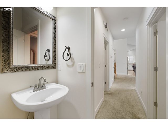 2697 ISLANDER Ave, Salem, OR 97304