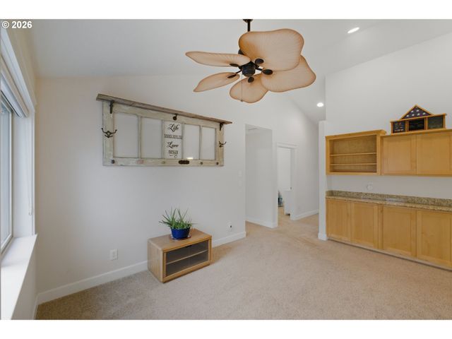 2697 ISLANDER Ave, Salem, OR 97304