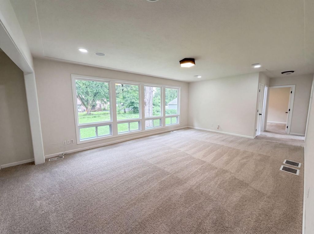 1695 Abell Street, Maplewood, MN 55117 — photo 3