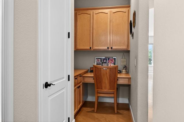 2016 Petruchio Way, Roseville, CA 95661