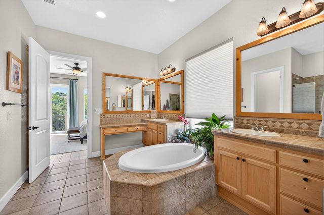 2016 Petruchio Way, Roseville, CA 95661