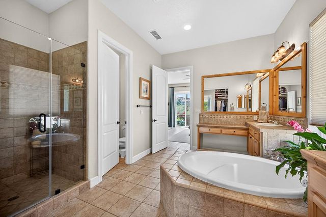 2016 Petruchio Way, Roseville, CA 95661