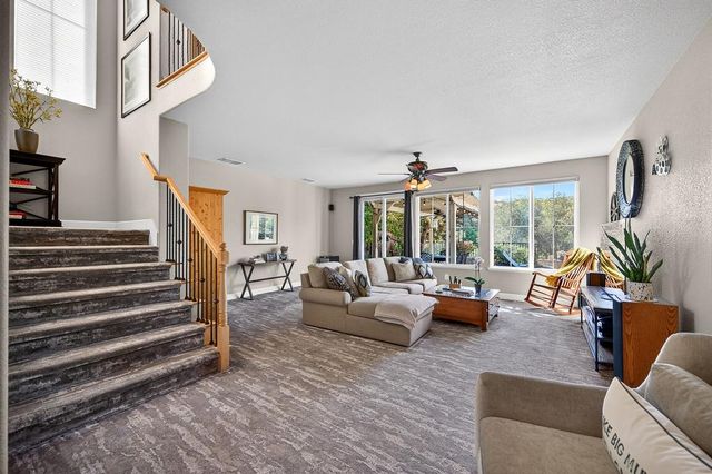 2016 Petruchio Way, Roseville, CA 95661