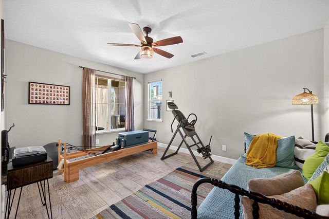 2016 Petruchio Way, Roseville, CA 95661