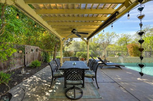 2016 Petruchio Way, Roseville, CA 95661