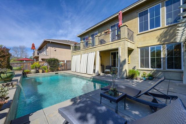 2016 Petruchio Way, Roseville, CA 95661