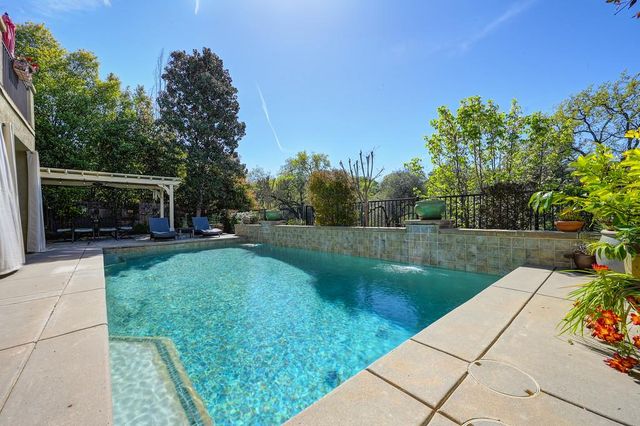 2016 Petruchio Way, Roseville, CA 95661