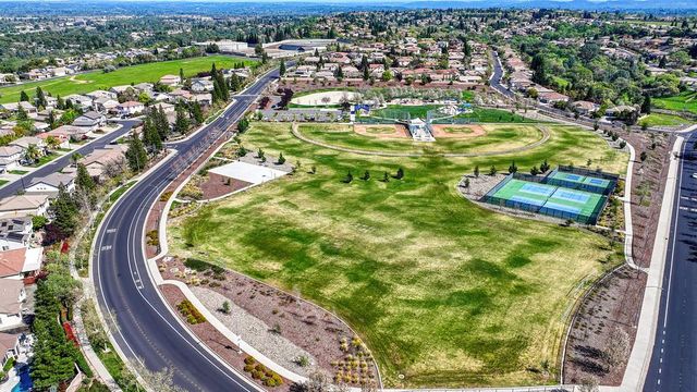 2016 Petruchio Way, Roseville, CA 95661