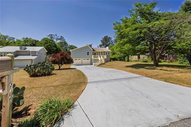999 Malibu Drive, Marietta, GA 30066
