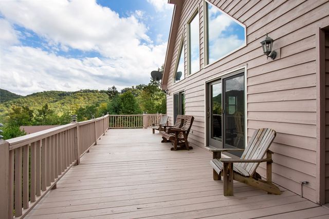 125 Mountain Overlook Drive, Murphy, NC 28906