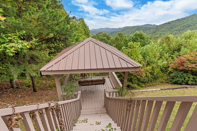 125 Mountain Overlook Drive, Murphy, NC 28906