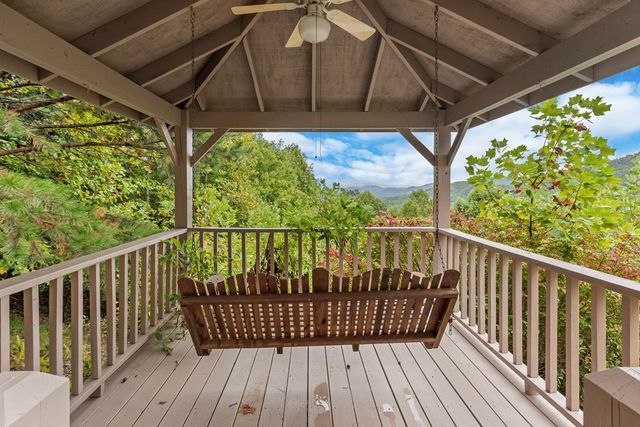 125 Mountain Overlook Drive, Murphy, NC 28906